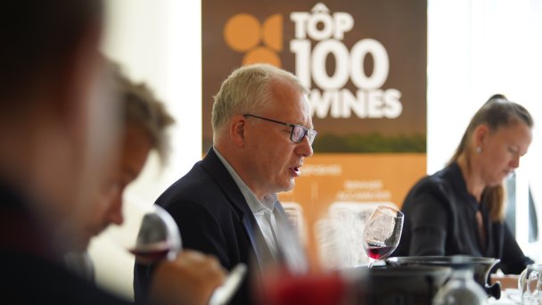 Дегустация вина для рейтинга Top100Wines (Фото DR)
