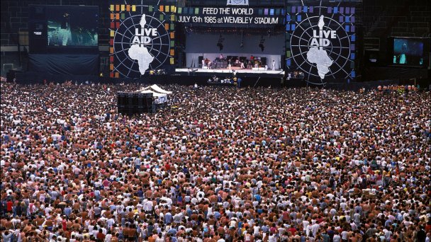 Концерт Live Aid в 1985 году на стадионе «Уэмбли» (Фото Georges De Keerle / Getty Images)