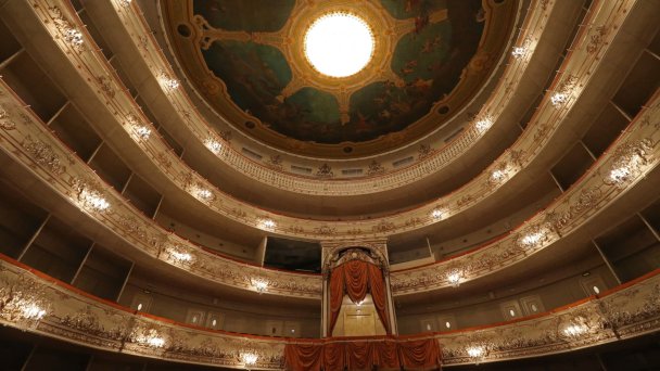 Зрительный зал Михайловского театра (Фото Александра Демьянчука / ТАСС)