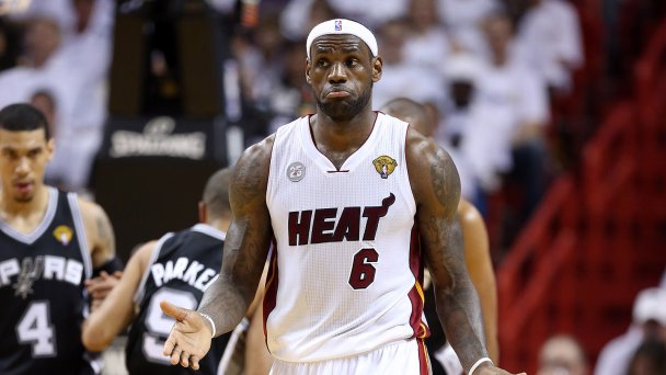 Леброн Джеймс во время седьмого матча финала НБА 2013 года (Фото Christian Petersen / Getty Images)