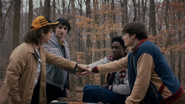 Кадр из сериала «Очень странные дела»