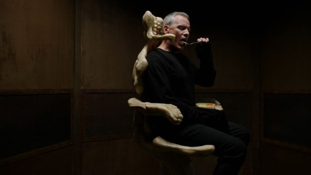 Кадр из фильма «Преступления будущего» 