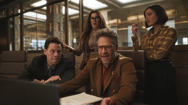 Кадр из сериала «Киностудия»