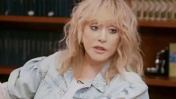 Алла Пугачева (Кадр из видео)