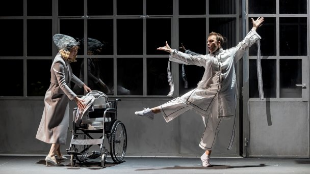 Сцена из спектакля «Четыре дня в 25-м кадре» (Фото DR)