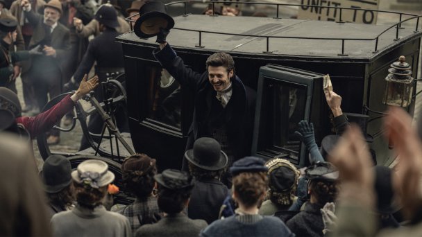 Кадр из сериала «Дом Гиннесса»