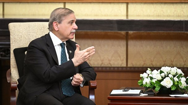 Шахбаз Шариф (Фото Сергея Бобылева / POOL / ТАСС)