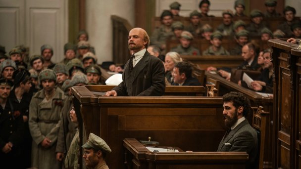 Кадр из сериала «Хроники русской революции»