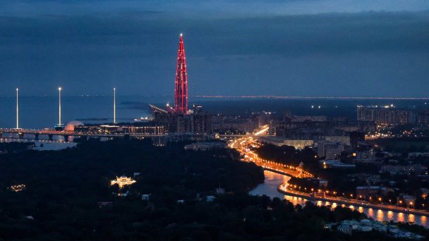 Вид на башню Лахта-центра (Фото Валентина Егоршина / ТАСС)