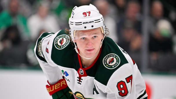 Левый нападающий «Миннесота Уайлд» Кирилл Капризов (#97) во время матча между «Даллас Старз» и «Миннесота Уайлд» (Фото Jerome Miron / Imagn Images / Reuters)