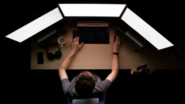 Фото Max Duzij / Unsplash