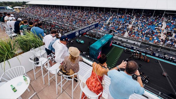 Фото Paddock Club