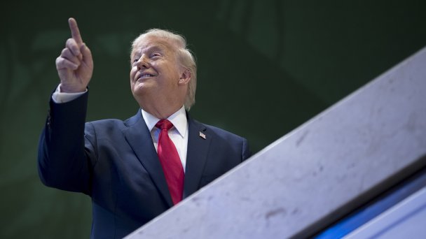 Дональд Трамп (Фото Gian Ehrenzeller / EPA)