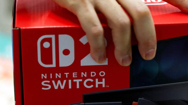 Компания Nintendo на прошлой неделе повысила цену на свою флагманскую консоль Switch 2 (Фото AP / TASS)