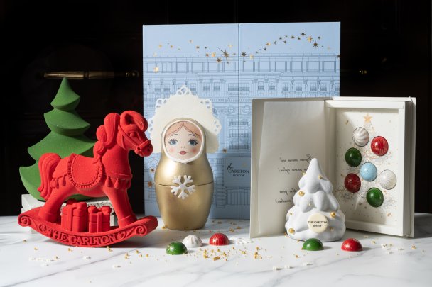 Пополнить косметичку и украсить интерьер: что выбрать в подарок на Новый год