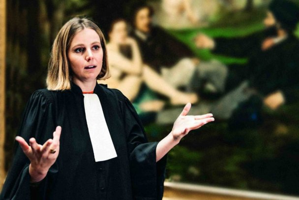 Постановочный суд над «Завтраком на траве» Эдуарда Мане (Musée d'Orsay)