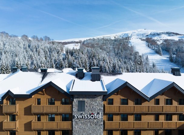 Первый горный отель бренда Swissôtel появился на курорте на Балканах