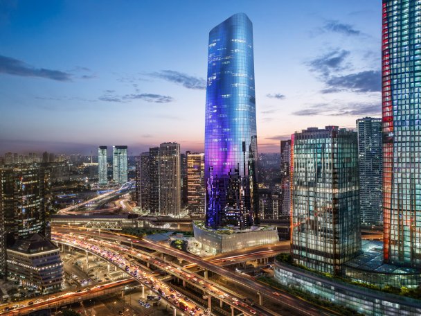 Офисы Top Tower и комплекс iCITY. Изображение: MR Office