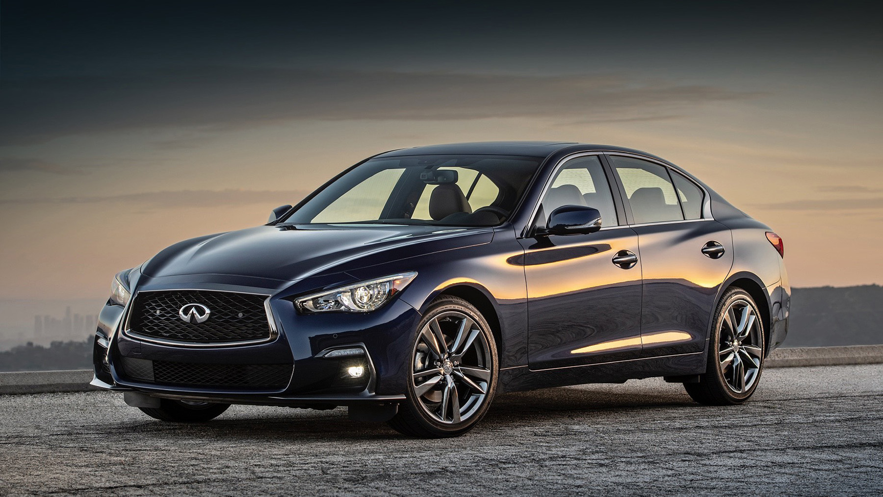 Наиболее подорожавшей машиной с пробегом стал трехлетний Infiniti Q50 |  Forbes.ru