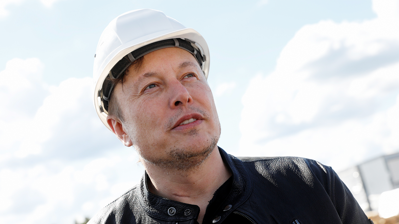 Маск ответил на жалобу владельцев Tesla на отсутствие техподдержки в России
