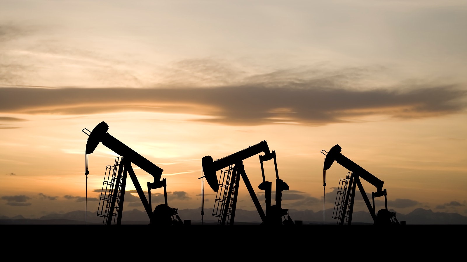 Стоимость российской нефти приблизилась к $100 за баррель впервые за семь лет
