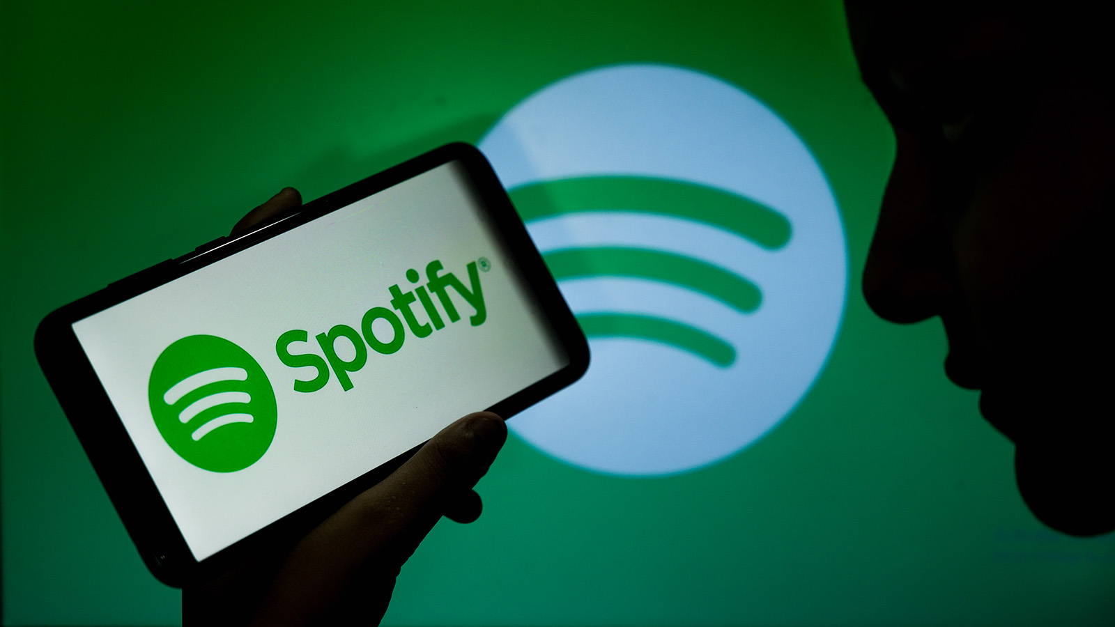 Spotify потерял 1,5 млн премиальных подписчиков после ухода из России |  Forbes Life