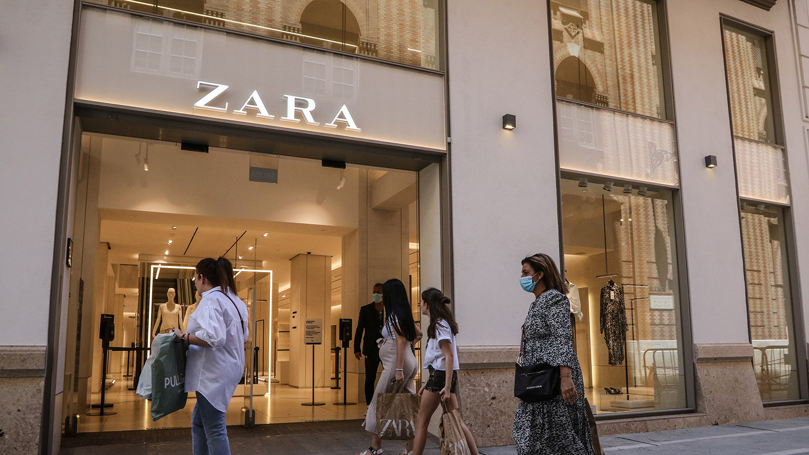 Каталог товаров Zara из Турции