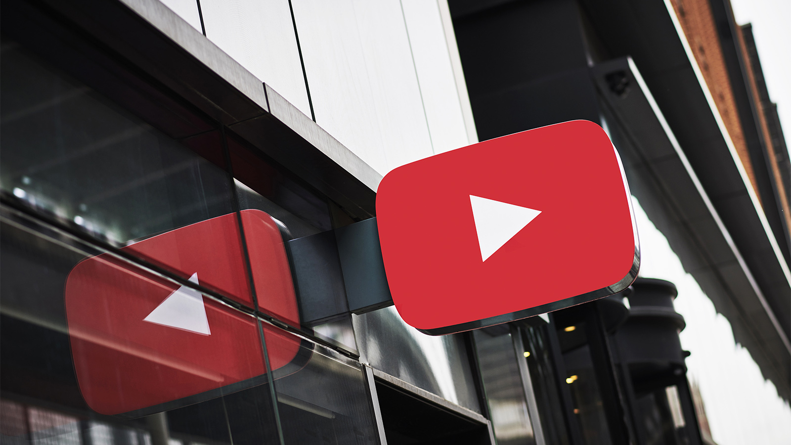 YouTube разрешит пользователям монетизировать видео с лицензированной  музыкой | Forbes Life