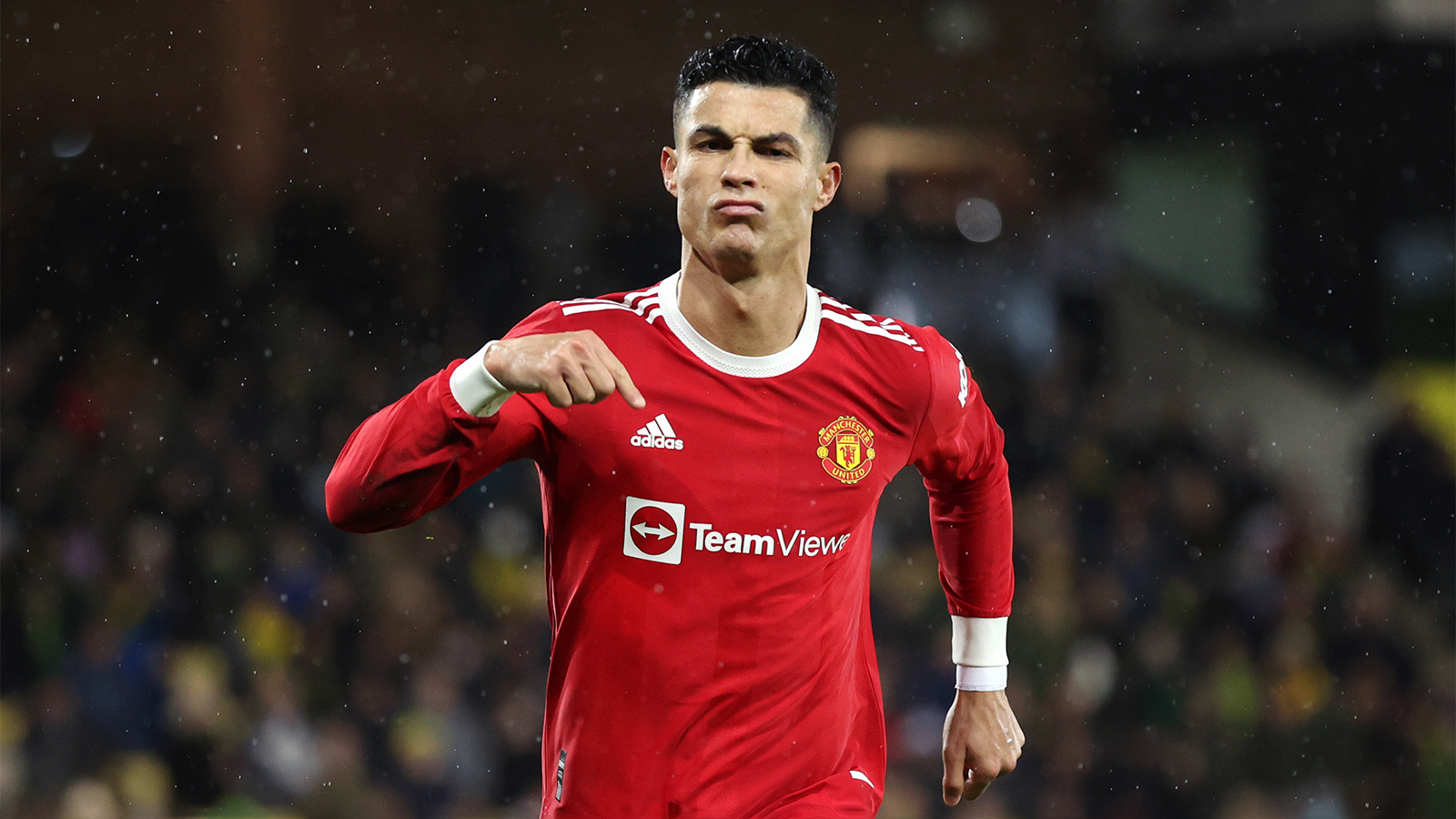 Невостребованная звезда: почему Манчестер Юнайтед расторгает контракт с Роналду