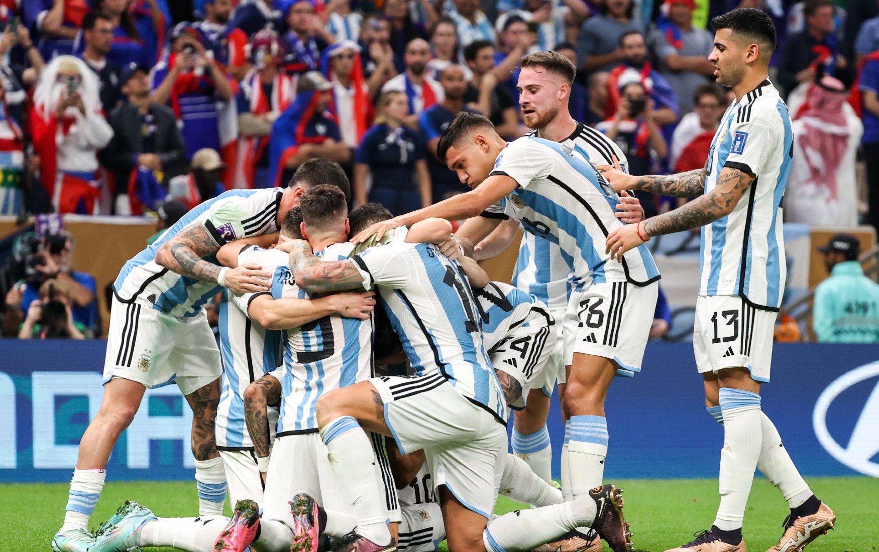 Аргентина выиграла чемпионат мира по футболу | Forbes.ru