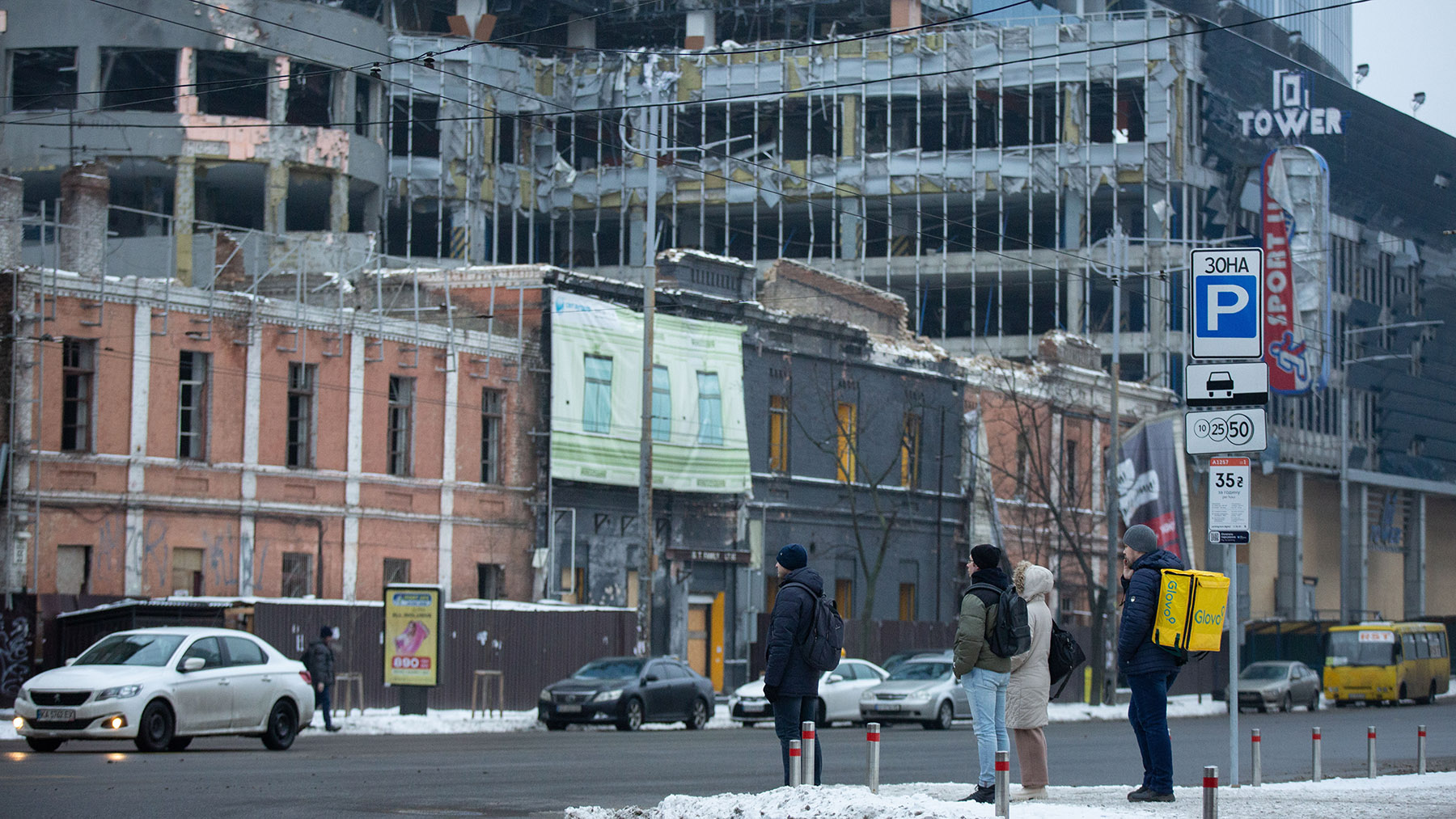 Власти нескольких областей Украины сообщили о взрывах