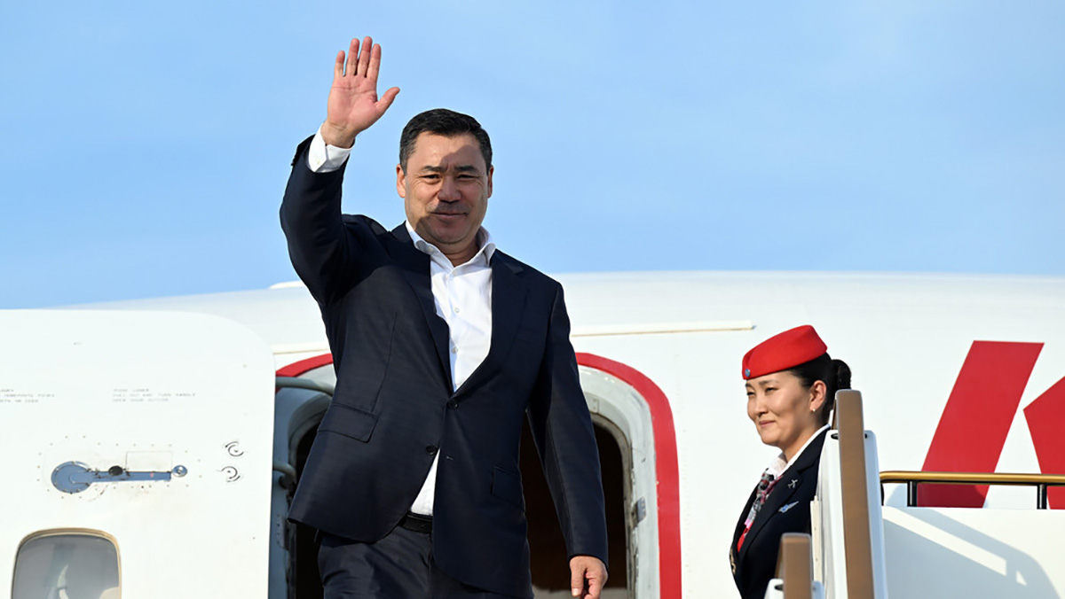 Степная демократия: как шесть президентов Киргизии встретились в Дубае