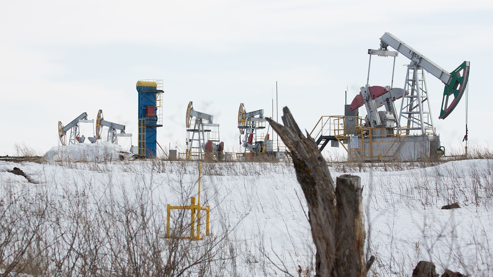 Первые итоги нефтяного потолка: работает ли он