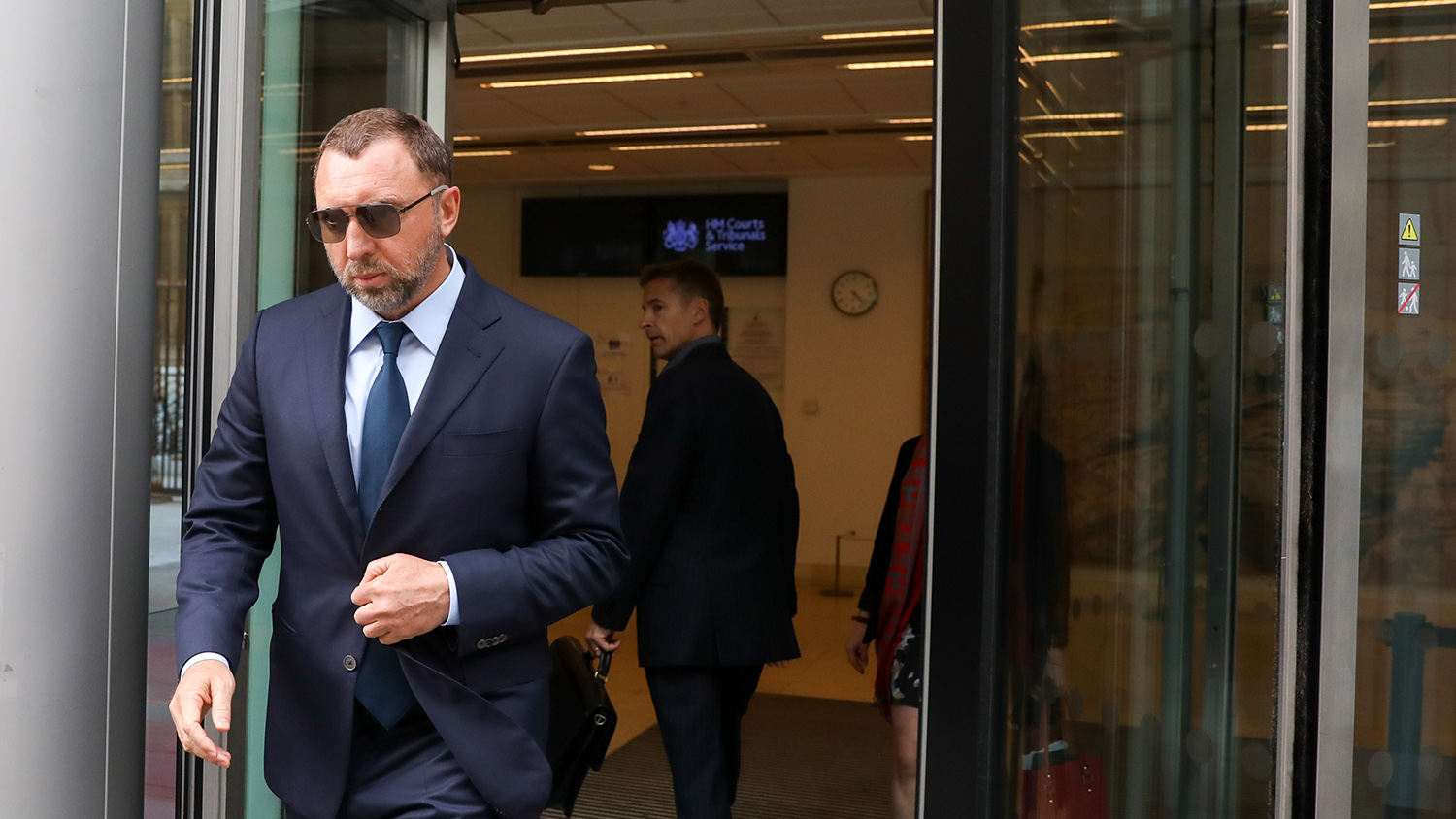 Лондонский суд отказался отправлять Дерипаску в тюрьму за неуважение к правосудию