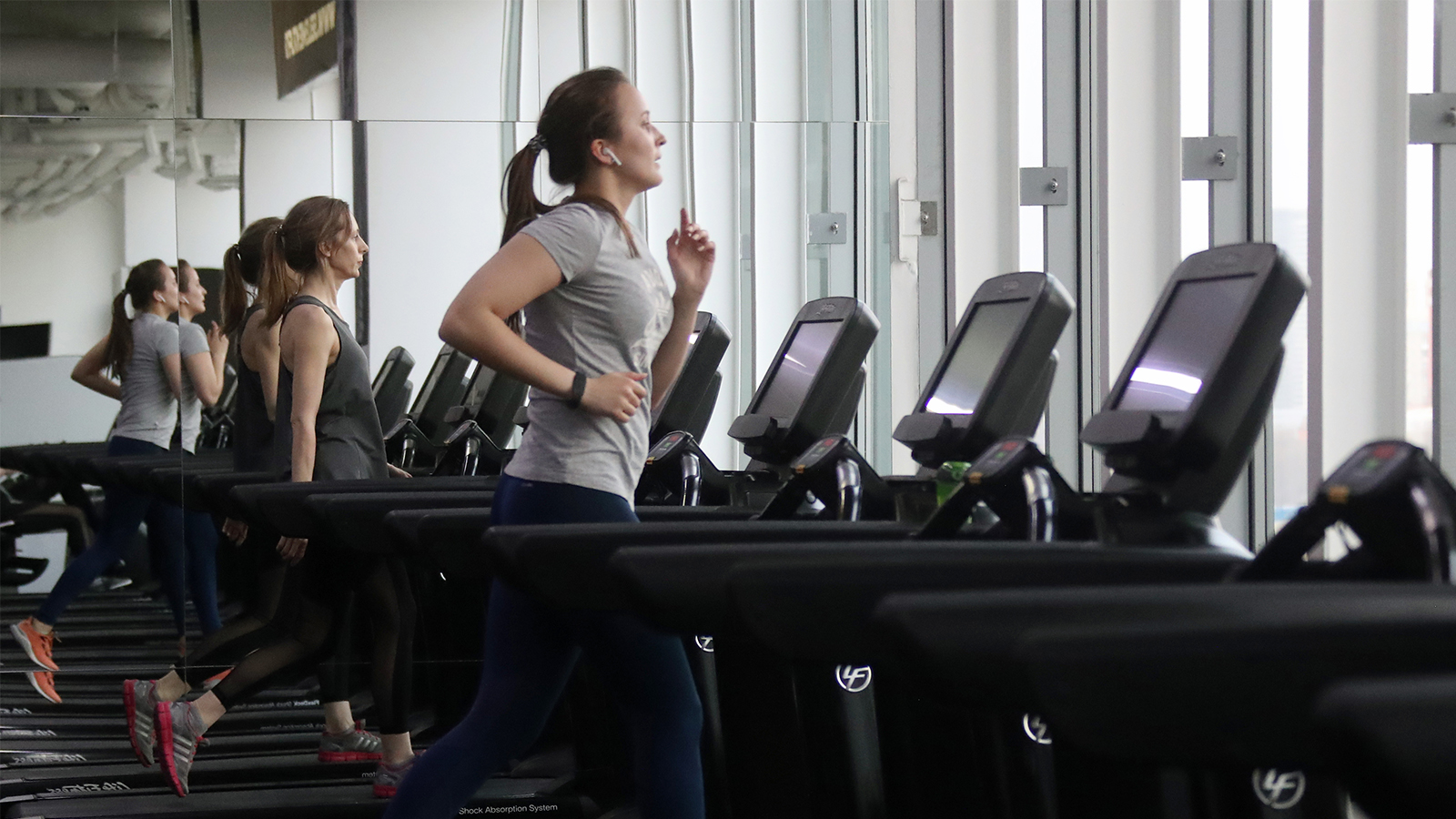 На тренировку в торговый центр: как фитнес-отрасль пытается выйти из стагнации