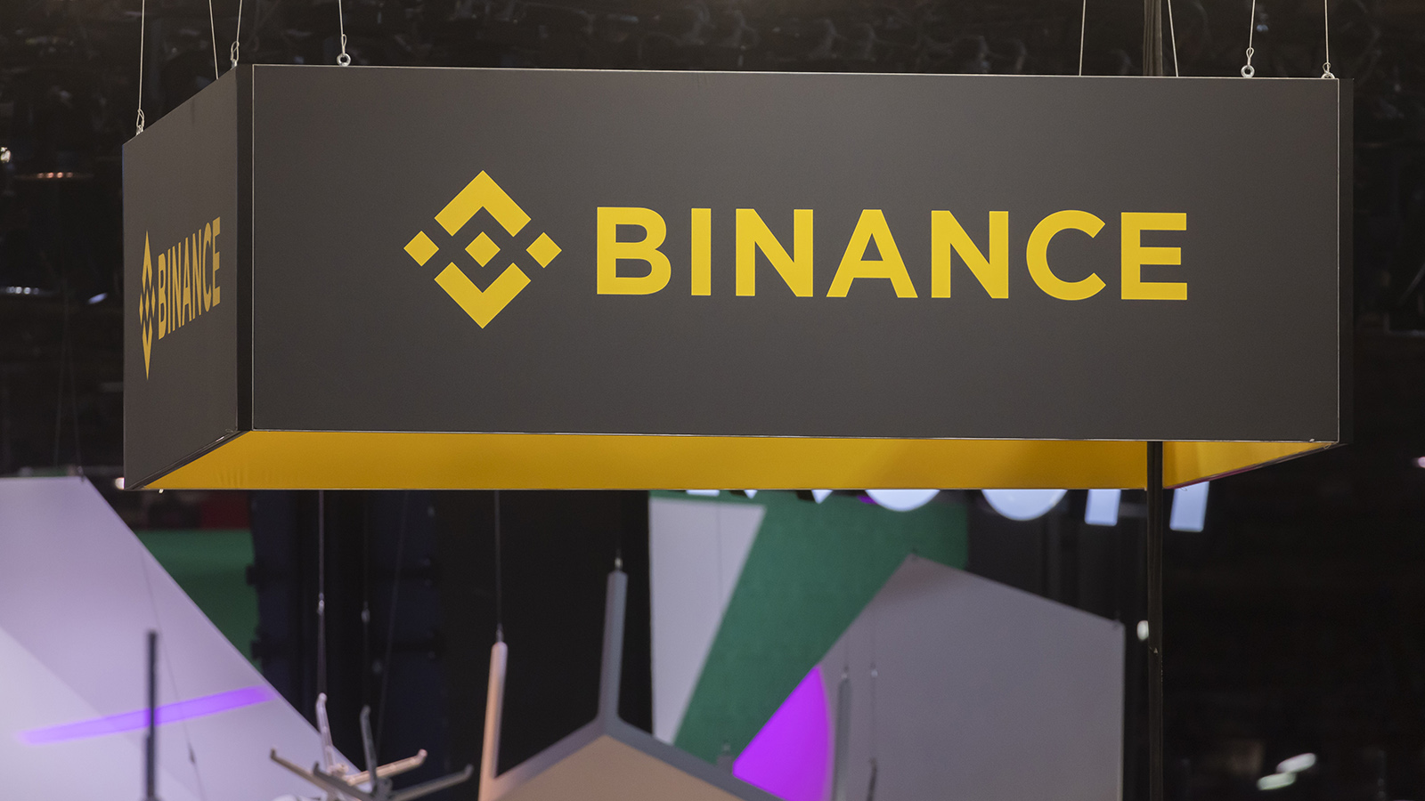 Binance       CommEX  