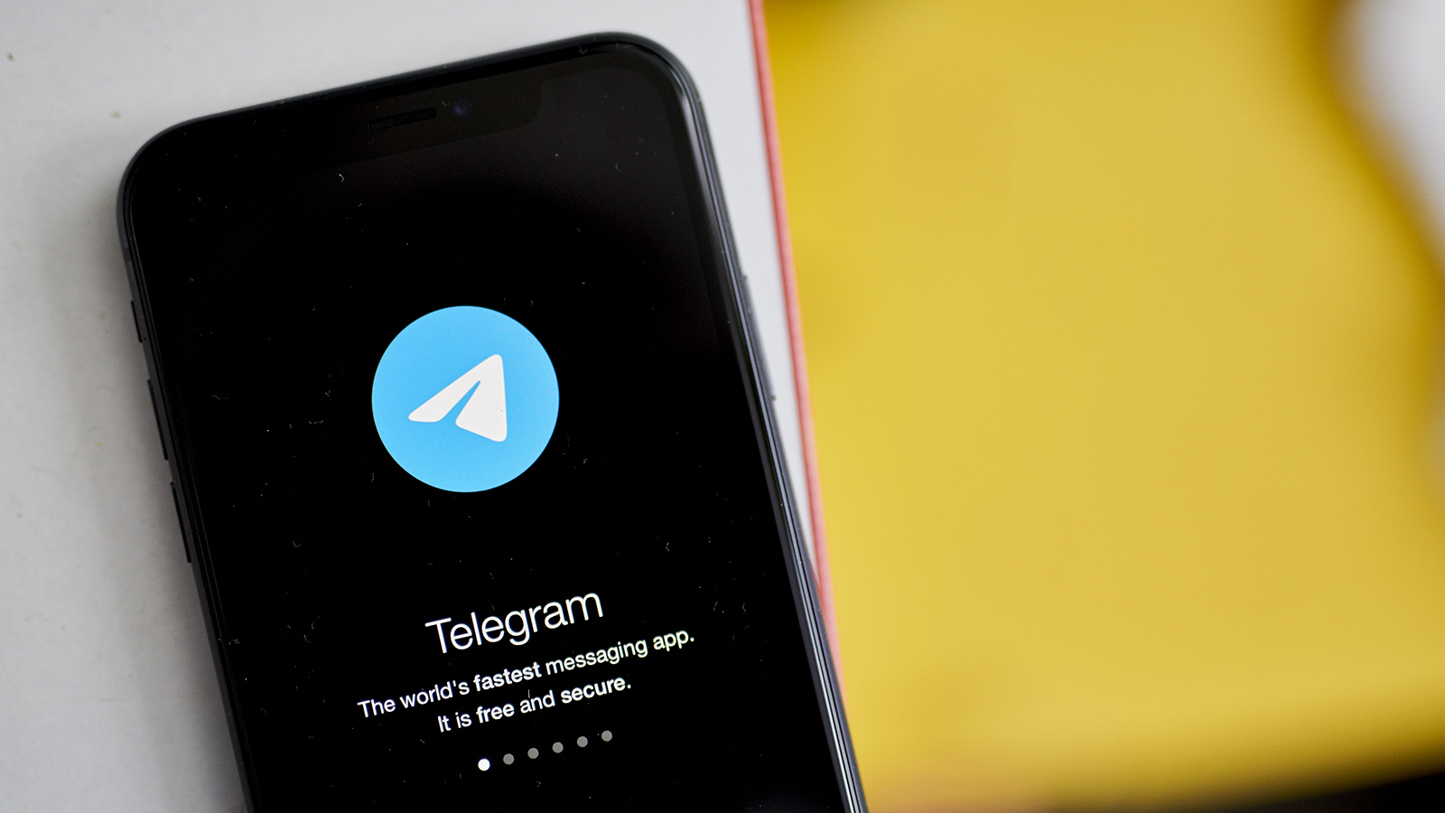 Структурированный переполох: что не так с объявлением об IPO Telegram в  2025 году | Forbes.ru