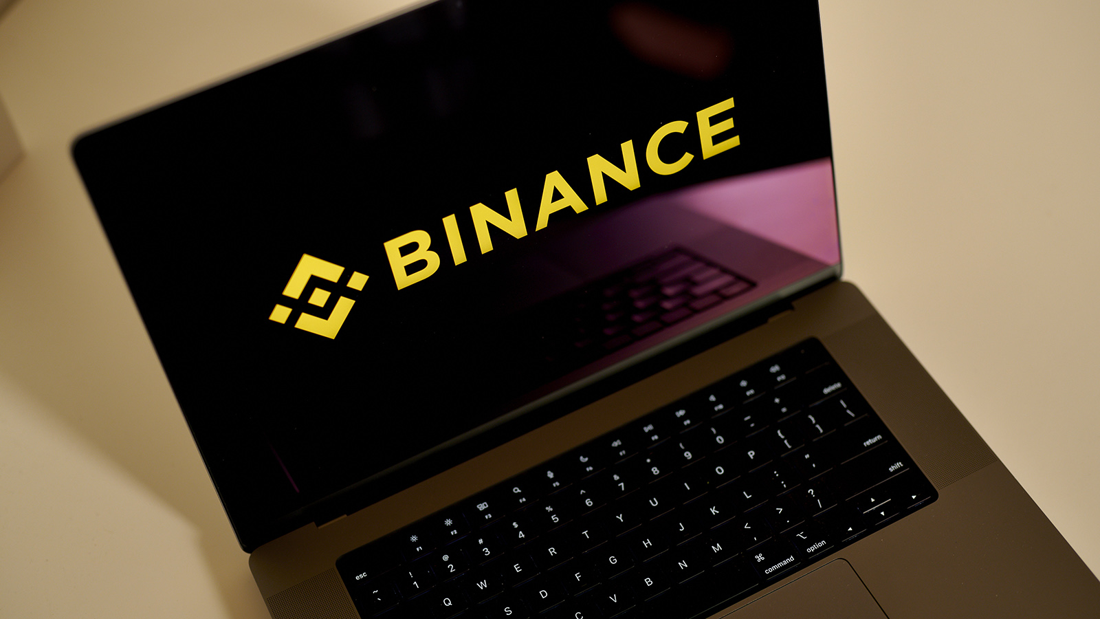 Binance попросила российских пользователей вывести средства до 29 декабря |  Forbes.ru