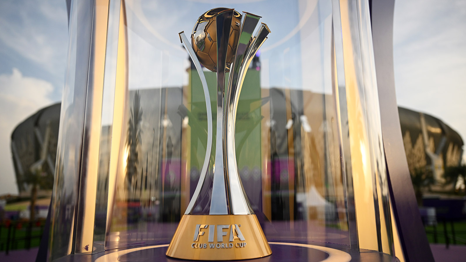 ФИФА уходит в минус: обновленный клубный чемпионат мира приносит убытки еще до старта