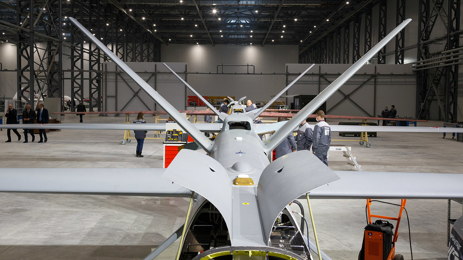 Беспилотный проект: государство сокращает бюджет на развитие индустрии дронов