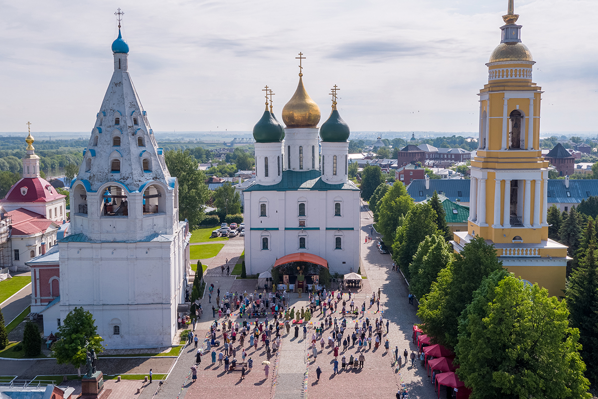 Дом-музей Цветаевой, калачи и резная архитектура: куда поехать из Москвы на  один день | Forbes Life