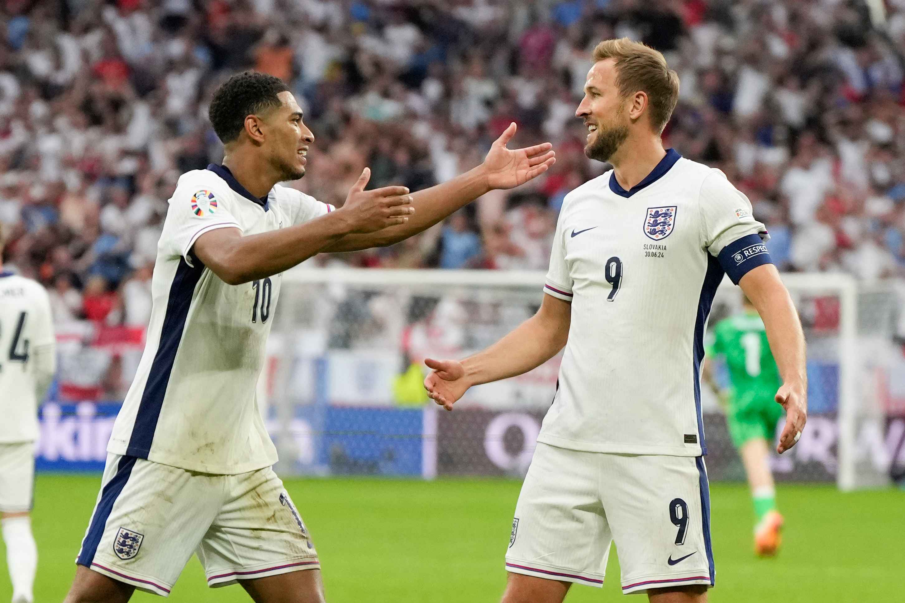 Чудо-гол спас сборную Англии, Испания выбила Грузию: итоги дня на Евро