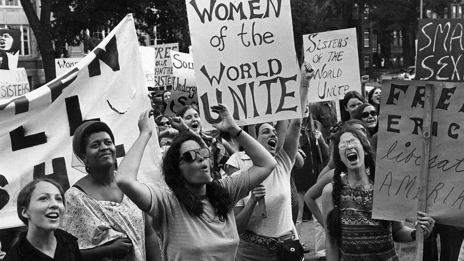 Вечный шторм: почему история женского движения не ограничивается волнами феминизма