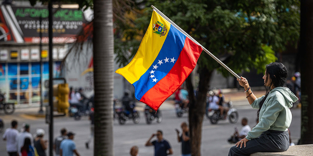 Оппозиция гарантий не дает: как в Венесуэле решают вопрос о власти