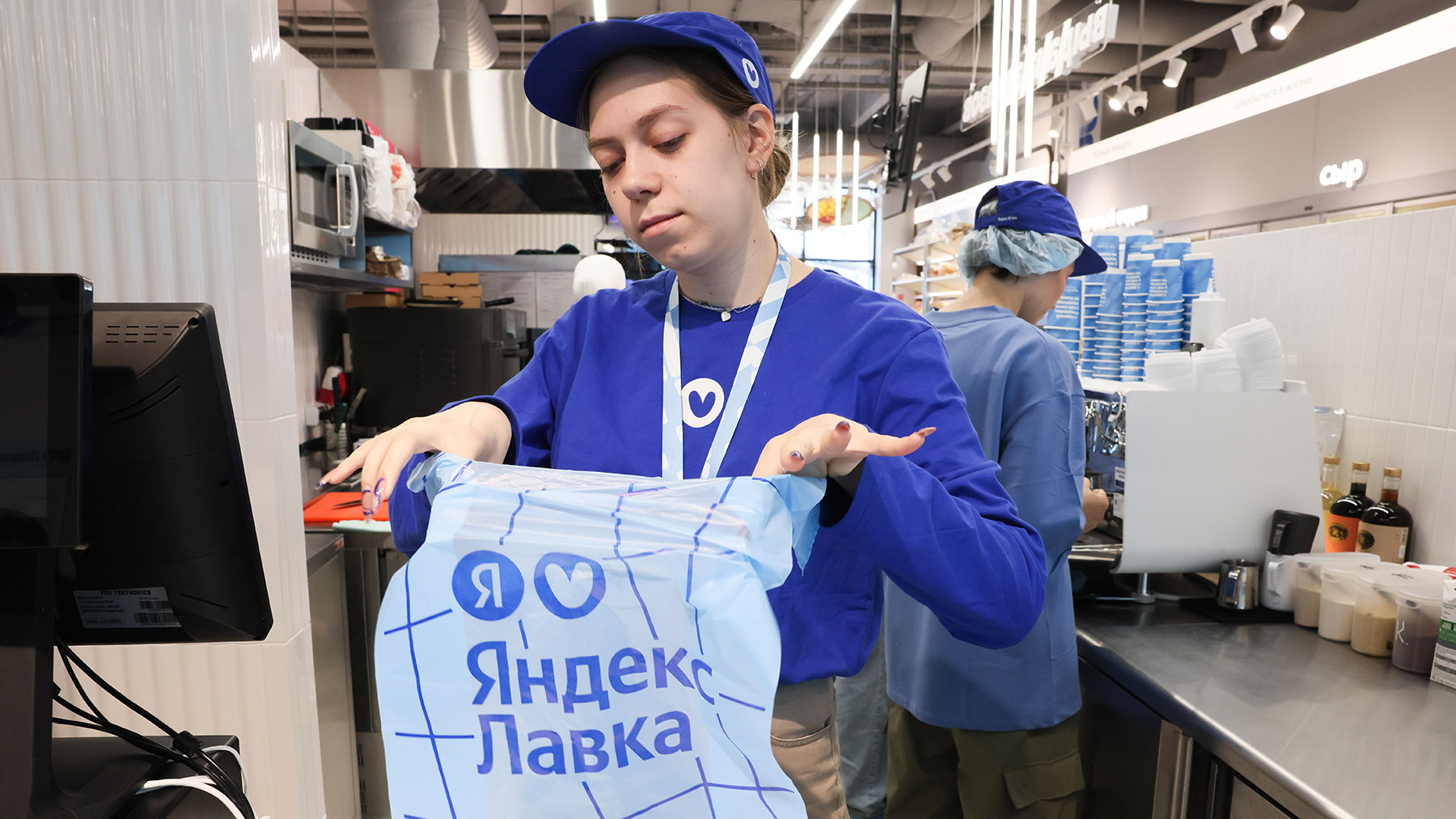 Стартап-суббота: Светофор в Малайзии и покупка доли Acronis