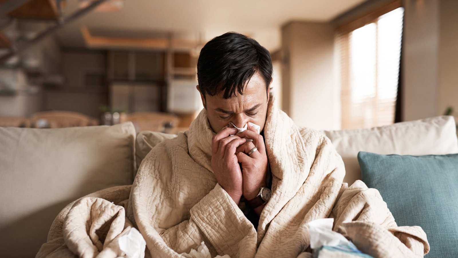 Хуже, чем роды: правда ли, что мужчины и женщины по-разному переносят болезни