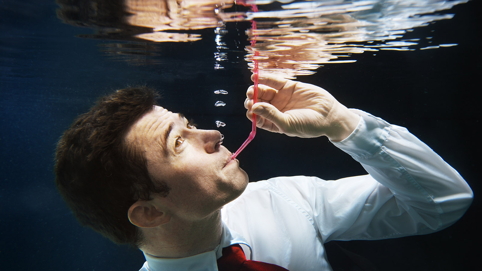 Великий исход, монастыринг и жены в стиле 1950-х: самые популярные тренды 2024 года