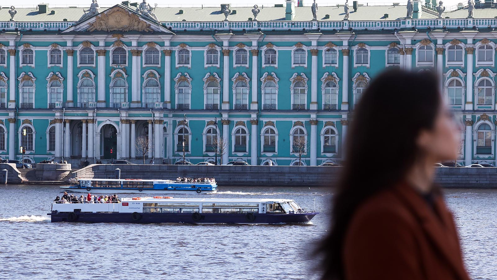 Эрмитаж введет бесплатные дни посещения музея по праздникам