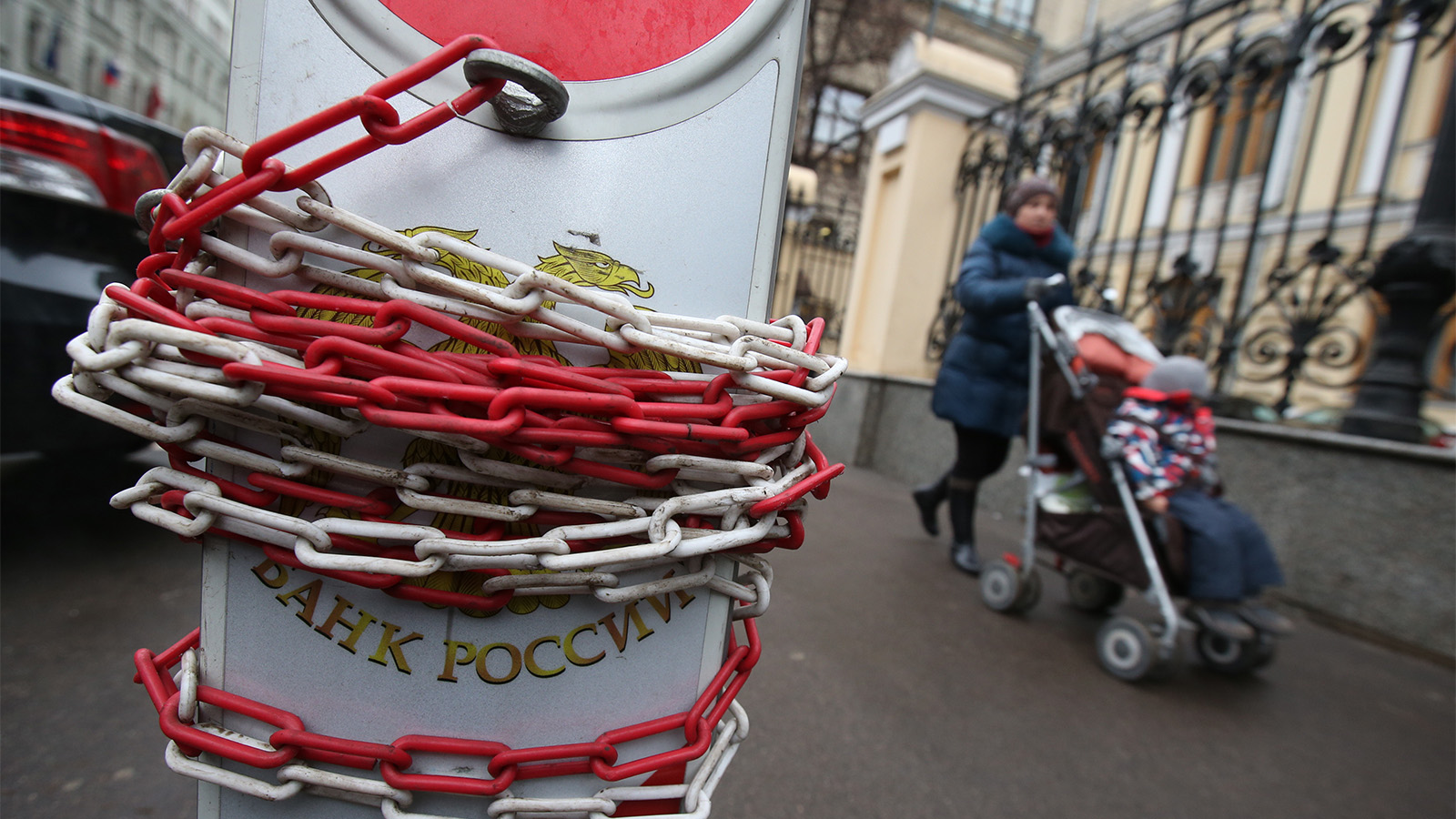 Долгая дорога к снижению ставки: какой сигнал рынку дал Банк России