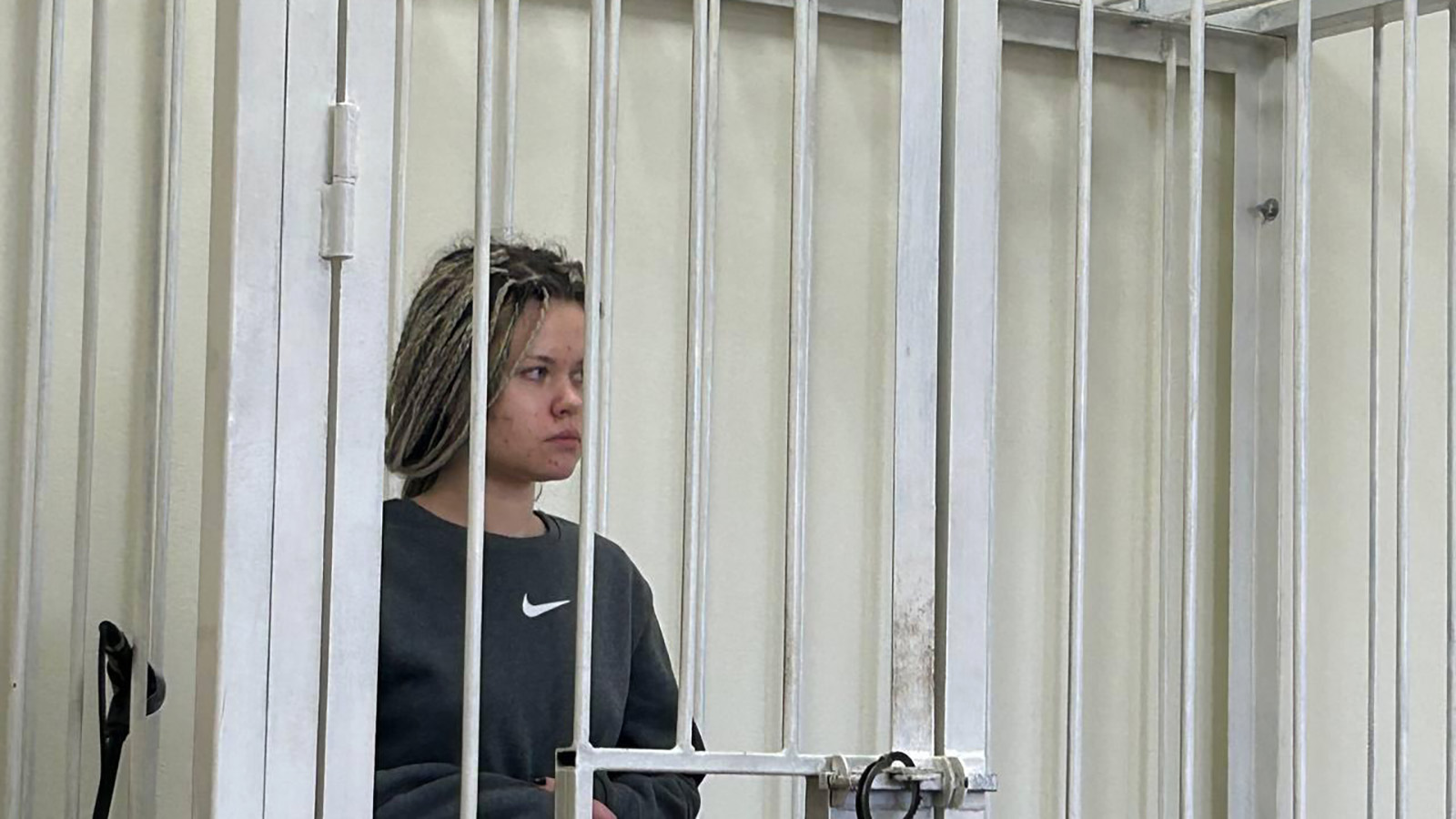 Суд приговорил 30-летнего волонтера Армии красоток Россинскую к 22 годам колонии